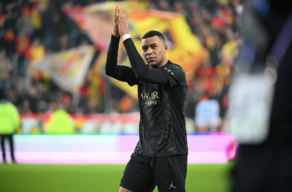 姆巴佩重要时刻出色发挥，篮网带队取胜！