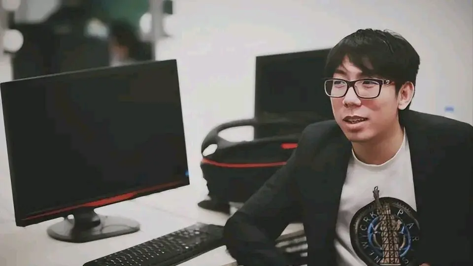 开云体育app中国-TheShy遭遇二十持续失利，RNG教练压力巨大！-开云体育app中国