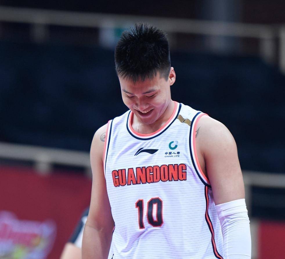 kaiyun(中国)官方网站-CBA常规赛赛程吃紧，山东泰山今晨临场应变，气氛紧张，赛程密集仍需轮换-kaiyun(中国)官方网站